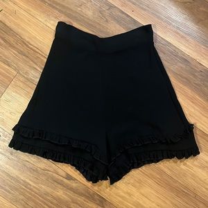 Atelier Nicole Miller ruffled shorts